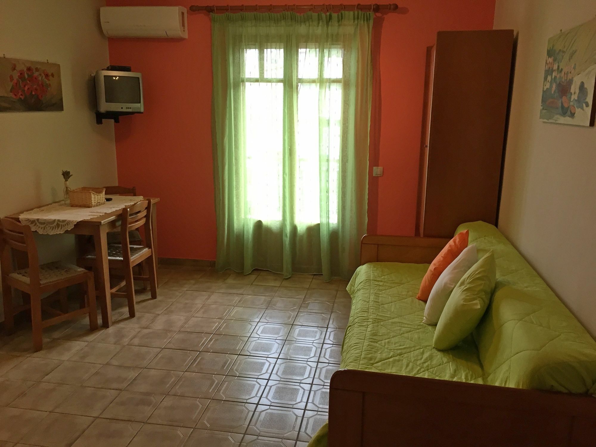 Oasis Apartments โตโล ภายนอก รูปภาพ