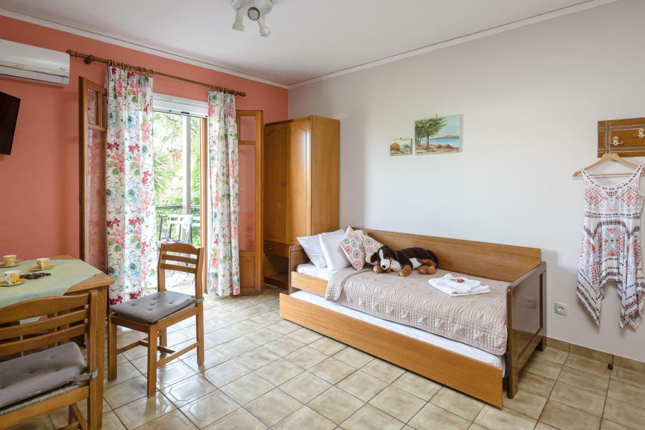 Oasis Apartments โตโล ภายนอก รูปภาพ